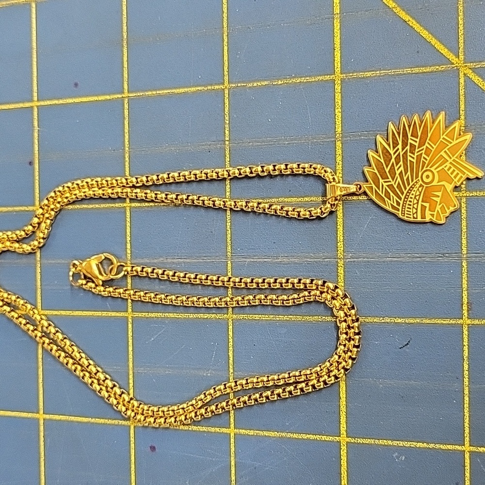 Indian Head 1" Gold Tone 23" Necklace
